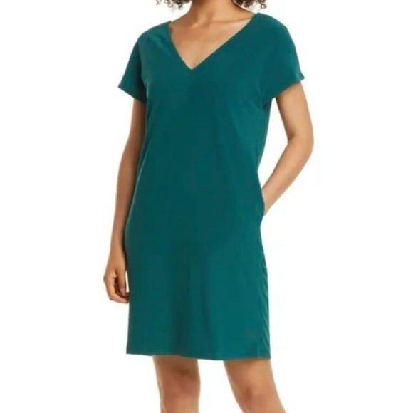 Halogen Dresses & Skirts - HALOGEN XS Green V Neck Short Sleeve Casual Dress NWT